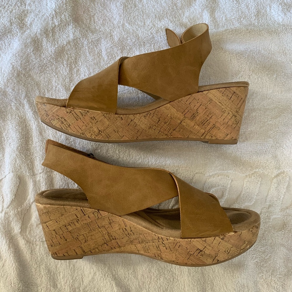 Heel wedges